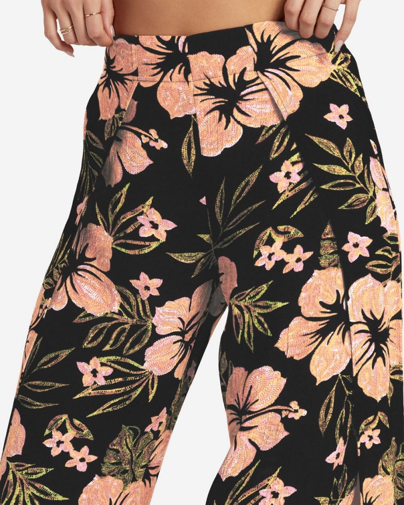 Black Sands Women's Billabong Split Spirit Floral Pants | 549712ASE